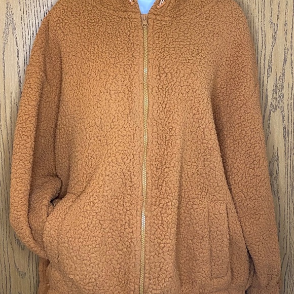 aerie Jackets & Blazers - Aerie | Sherpa Full Zip Sweatshirt | Tan | Size M